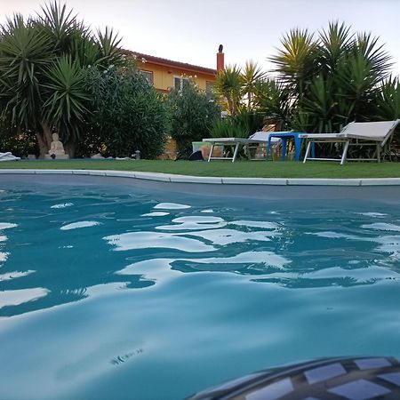 Bed & Breakfast Il Rosmarino 博萨 外观 照片